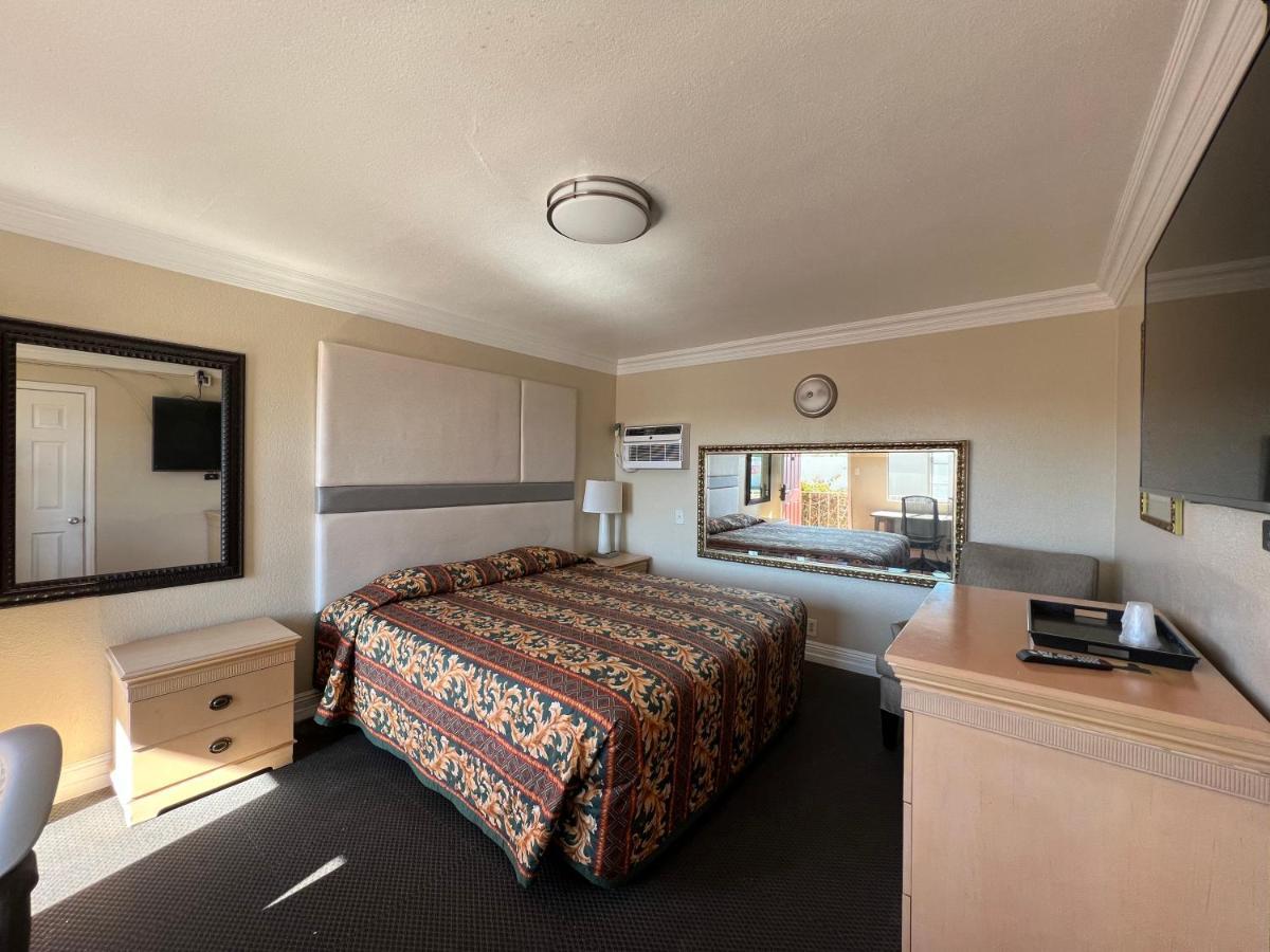 Flamingo Motel Окснард Экстерьер фото